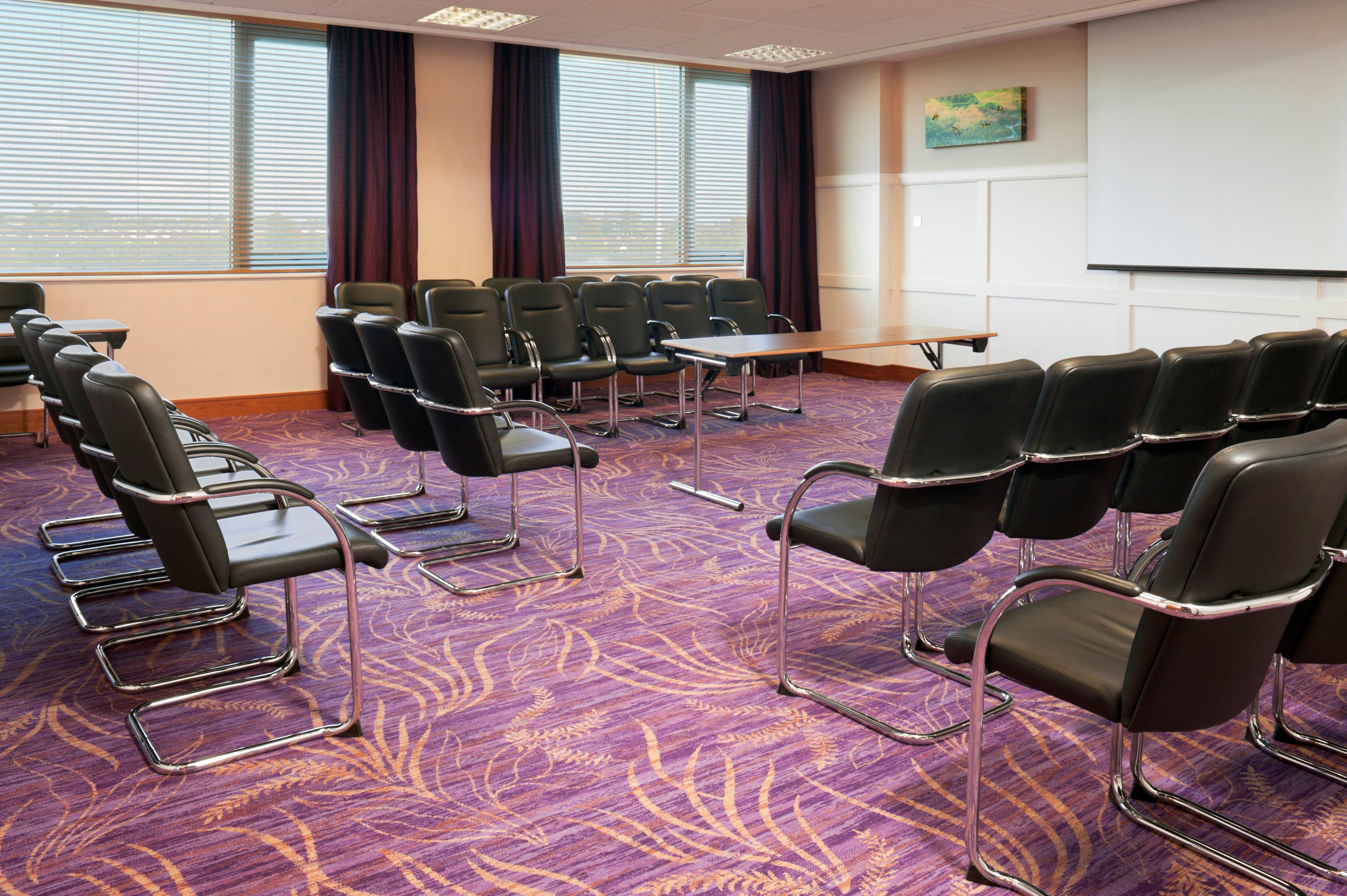 Crowne Plaza Dublin Blanchardstown By Ihg Hotel Exterior photo