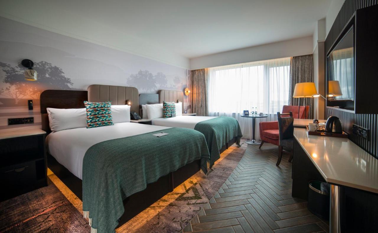 Crowne Plaza Dublin Blanchardstown By Ihg Hotel Exterior photo