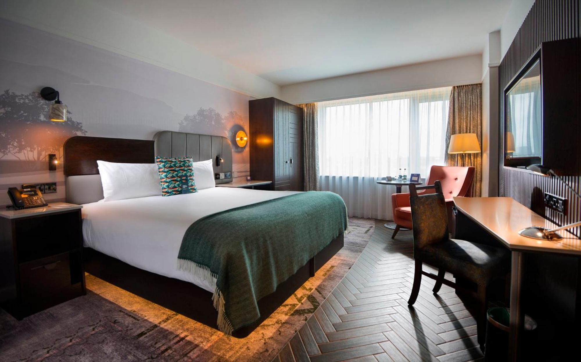 Crowne Plaza Dublin Blanchardstown By Ihg Hotel Exterior photo